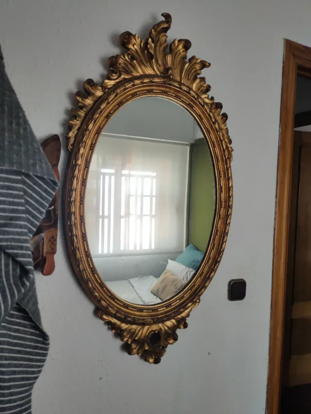 Espejo Antiguo Ovalado Dorado