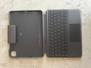 Logitech Folio Touch iPad Pro 1a/2a Gen