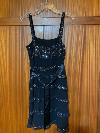 Vestido fiesta lentejuelas negro y plata. Nuevo