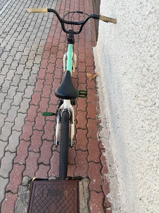 Bicicleta BMX CONOR con rotor