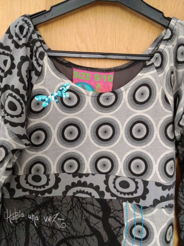 Vestido Desigual Niña Talla 9/10