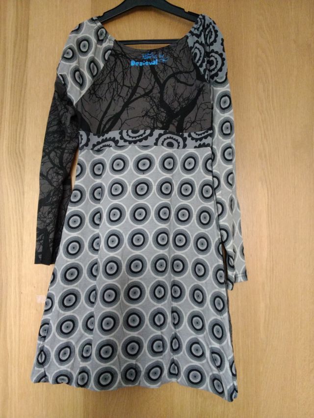 Vestido Desigual Niña Talla 9/10