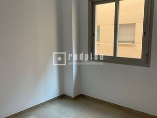 Piso en alquiler en Teatinos en Málaga