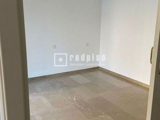 Piso en alquiler en Teatinos en Málaga