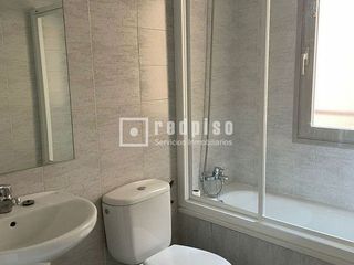 Piso en alquiler en Teatinos en Málaga