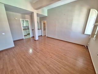 Piso en alquiler en El Porvenir en Sevilla