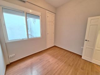 Piso en alquiler en El Porvenir en Sevilla