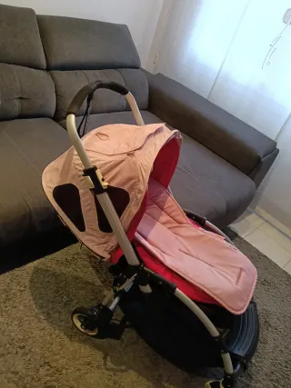Bugaboo Bee Rosa con capota de verano  e invierno