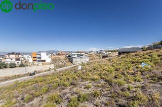 Terreno en venta en Zubia (La)