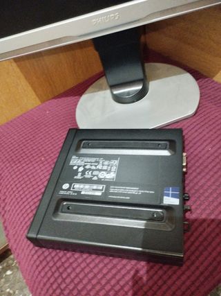 PC HP y Pantalla Philips