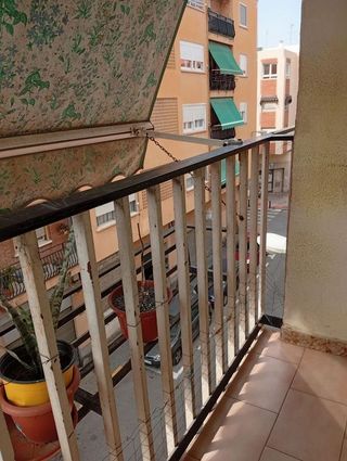 Piso en venta en Los Ángeles en Alicante