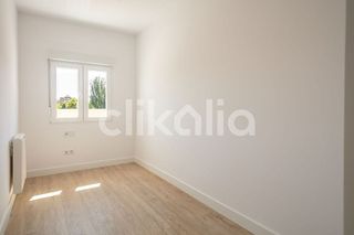 Piso en venta en Reyes Católicos en Alcalá de Henares