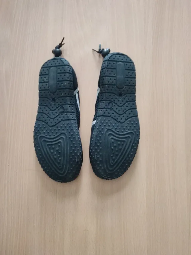 Zapatillas de neopreno talla 37