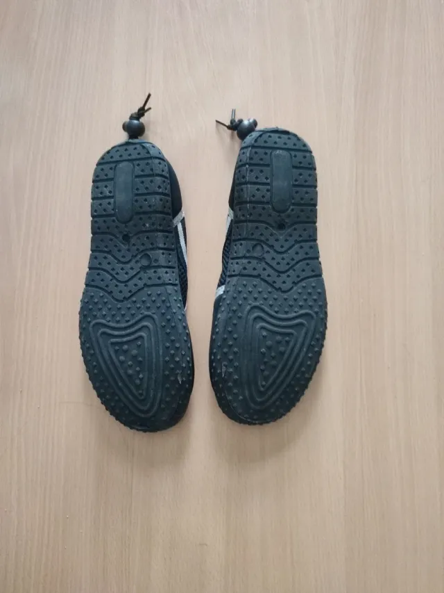 Zapatillas de neopreno talla 37