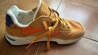 Zapatillas GANT beige y naranja