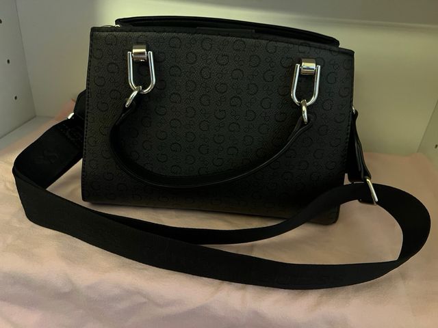 Bolso Guess Negro
