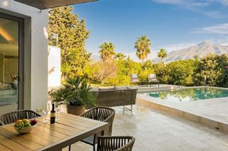 Chalet en alquiler en Los Naranjos - Las Brisas en Marbella