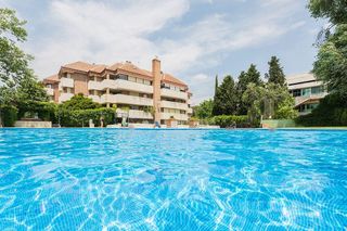 Piso en alquiler en Yucatán - Las Cornisas en Rozas de Madrid (Las)