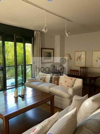 Piso en alquiler en Pedro Salvador - Las Palmeritas en Sevilla