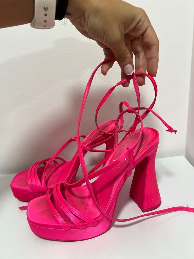 Sandali con tacco Zara