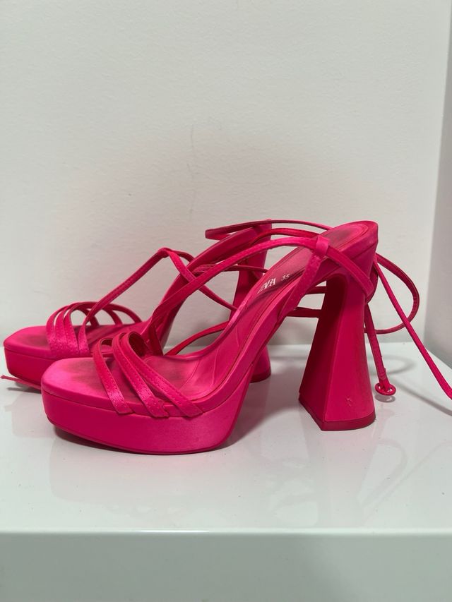 Sandali con tacco Zara