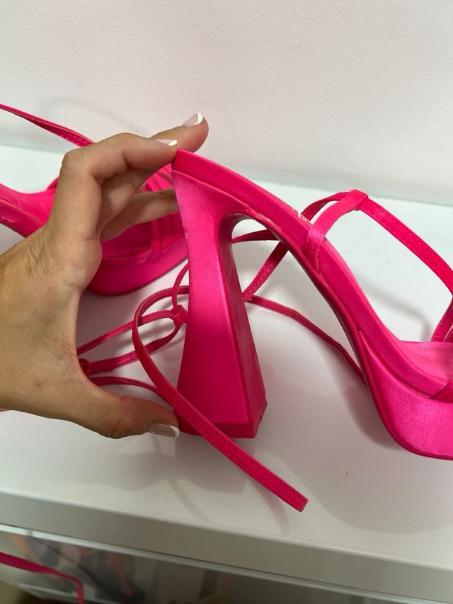 Sandali con tacco Zara