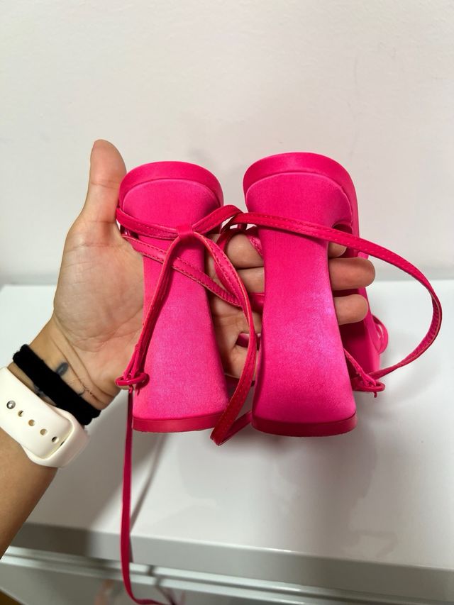 Sandali con tacco Zara