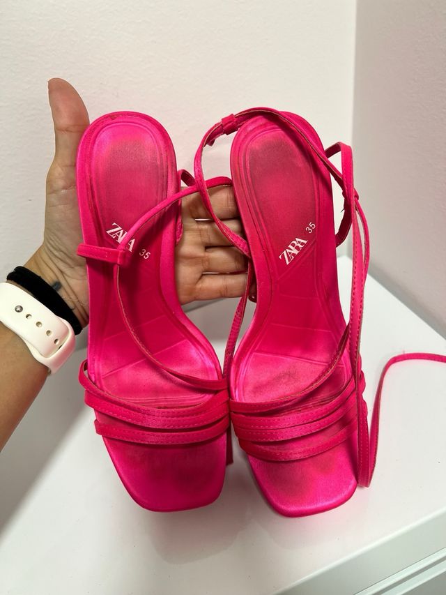 Sandali con tacco Zara