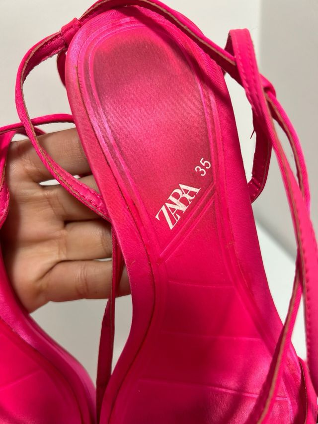 Sandali con tacco Zara