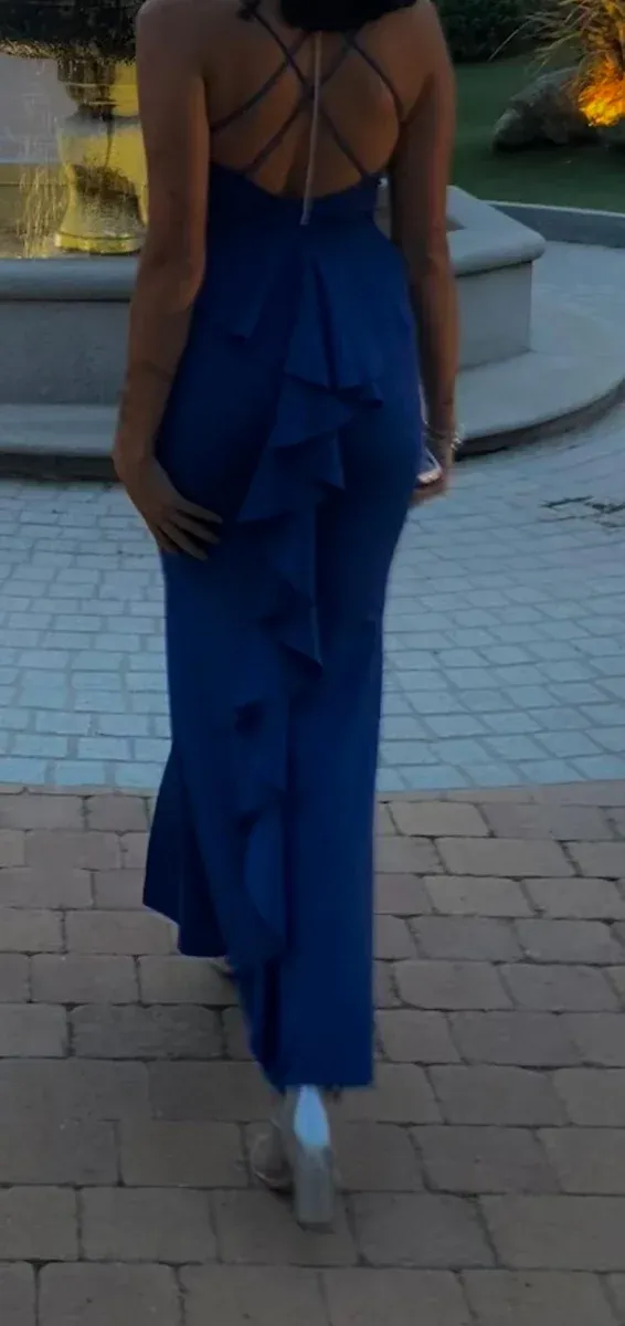 Vestido de boda azul eléctrico