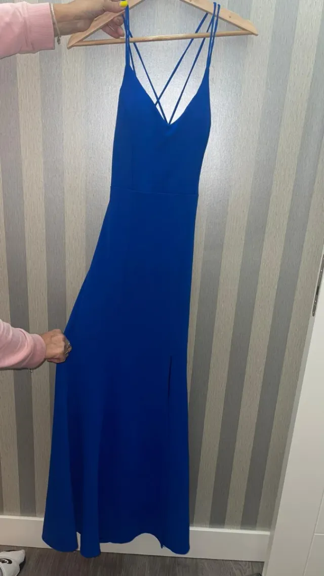 Vestido de boda azul eléctrico