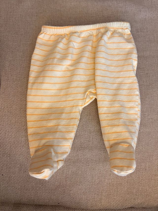 Pijama bebê laranja e listrado