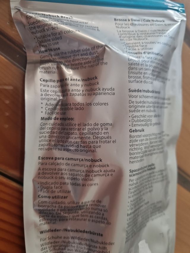 Spazzola per pelle scamosciata e nabuk