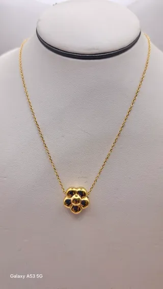 Colgante y cadena de oro 18K