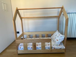 Lettino Montessori in Legno per Bambini