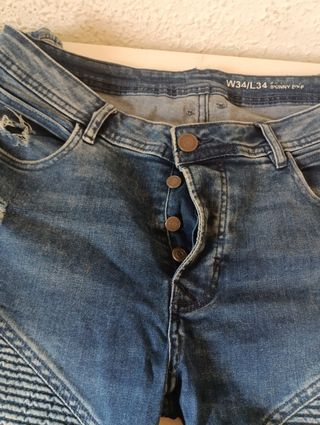 Pantalones vaqueros azules skinny