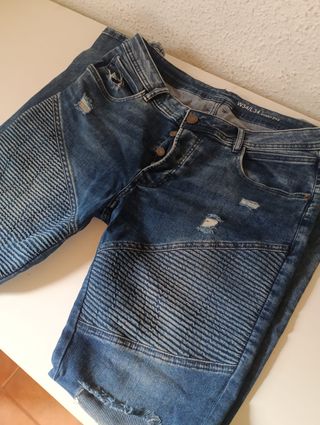 Pantalones vaqueros azules skinny