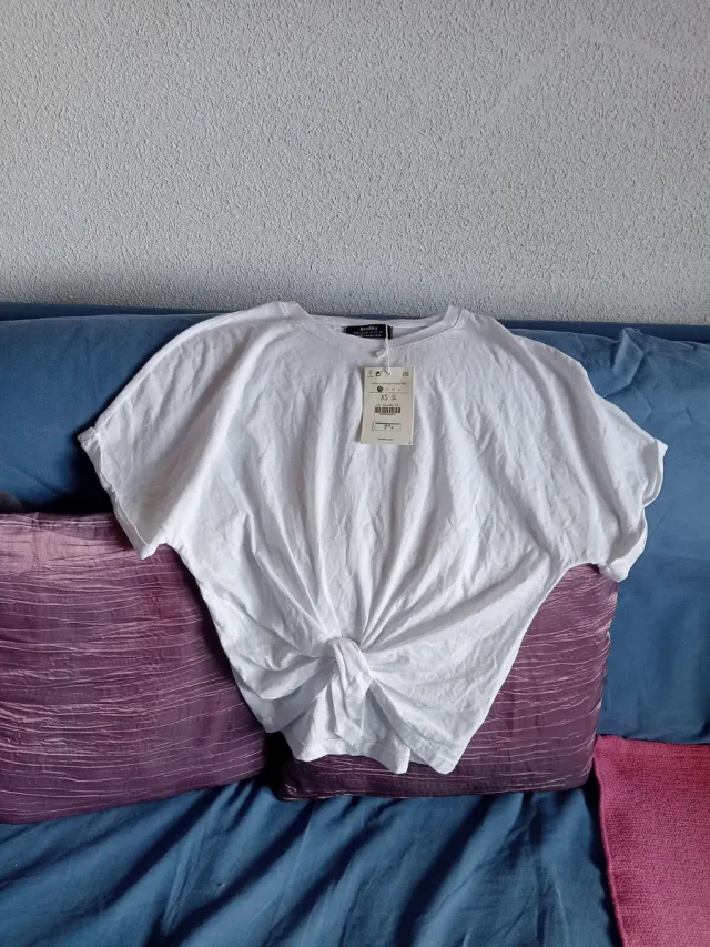 Camiseta Bershka blanca XS/34