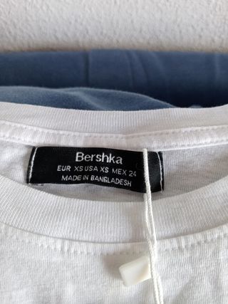 Camiseta Bershka blanca XS/34