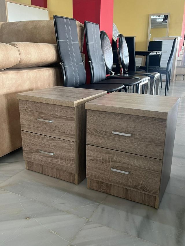 Mesitas de noche nuevas