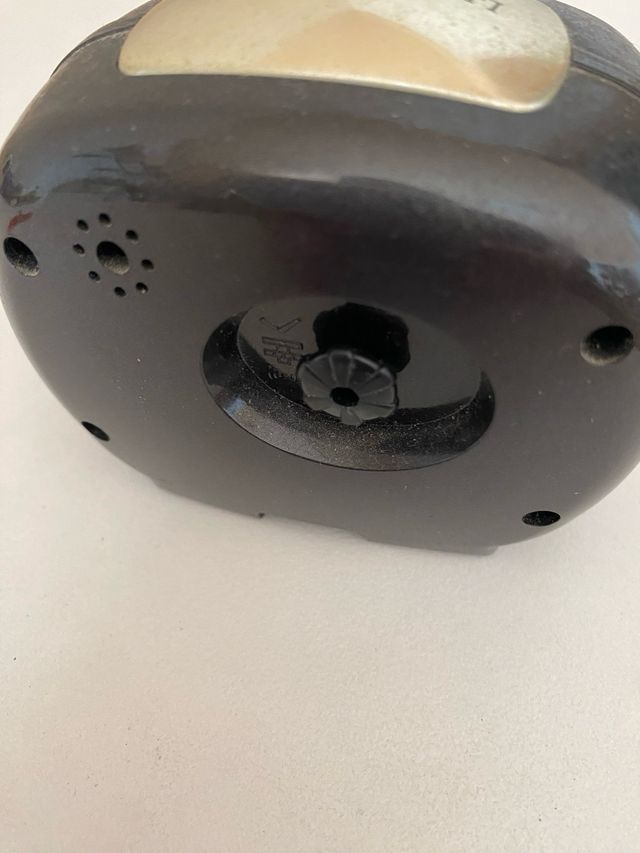 Reloj despertador analógico