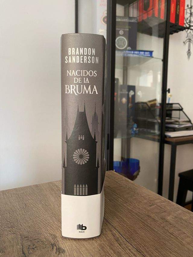 Nacidos de la Bruma (edicion limitada dedicada)...