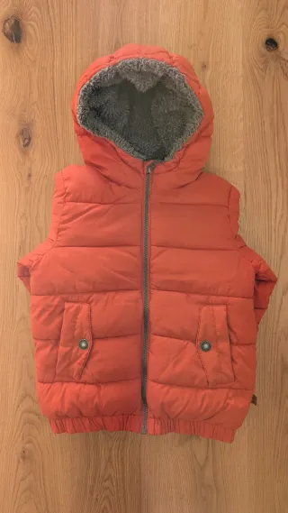 Anorak Benetton de invierno. Talla xxs/100cm