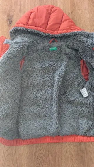 Anorak Benetton de invierno. Talla xxs/100cm
