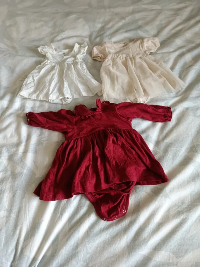 Lote 3 vestidos bebé