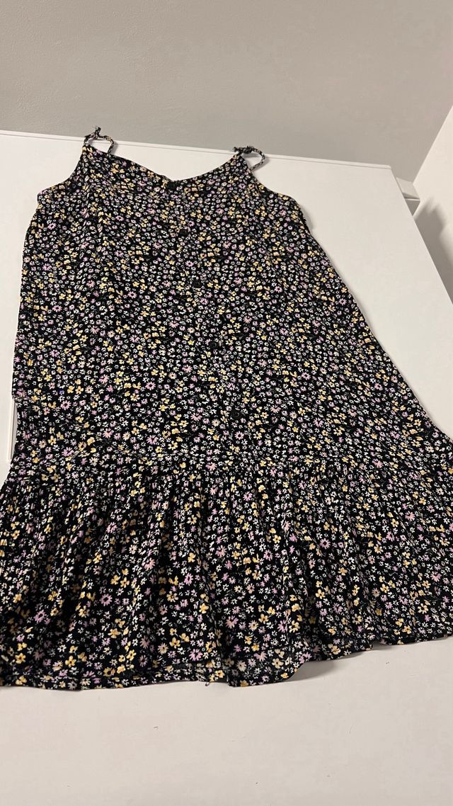 Vestido floral negro Primark Talla 14-15 años