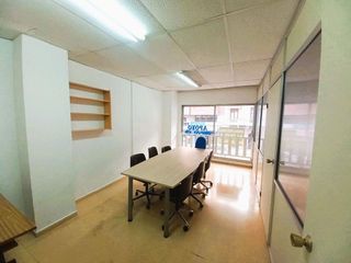 Oficina en alquiler en Centro en Logroño