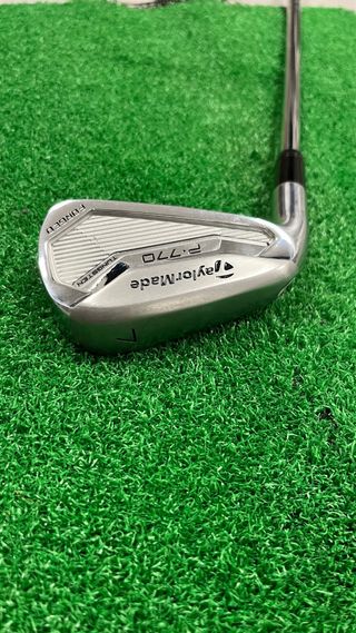 Hierro 7 Taylormade P770 zurdo