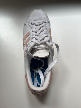 Zapatillas Adidas Blancas y Rosas