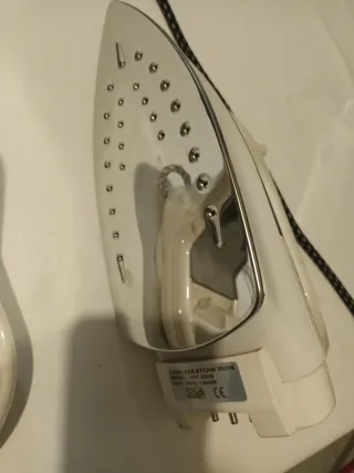 Ferro da stiro Eurotronic